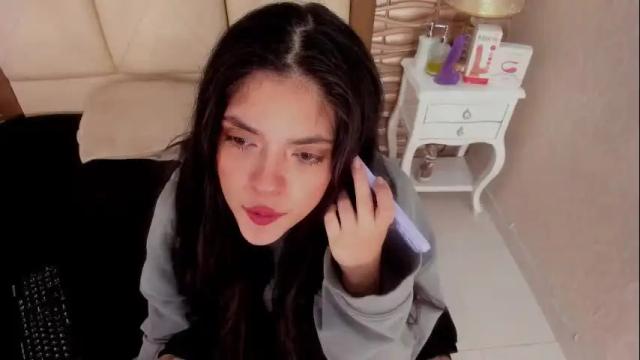 Image 2 of sofianesvat1 Stream on Chaturbate on 2 months ago