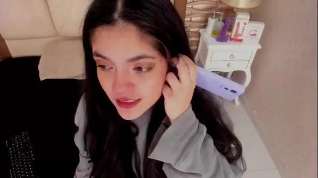 Image 4 of sofianesvat1 Stream on Chaturbate on 2 months ago