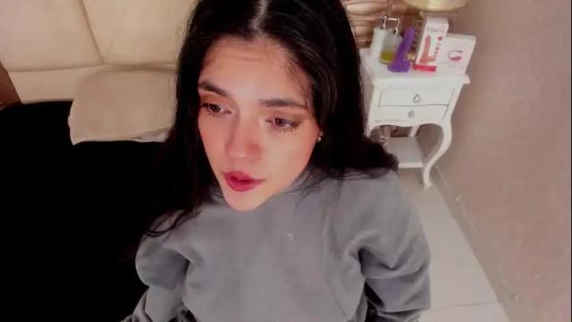 Image 7 of sofianesvat1 Stream on Chaturbate on 2 months ago