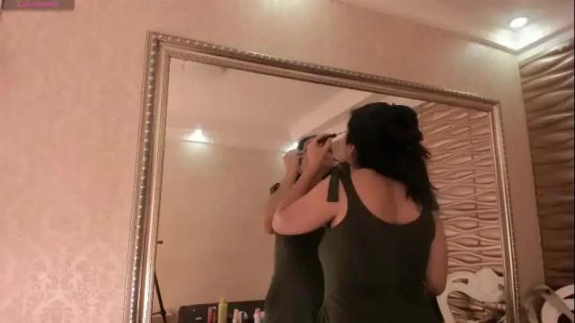 Image 10 of sofianesvat1 Stream on Chaturbate on 2 months ago