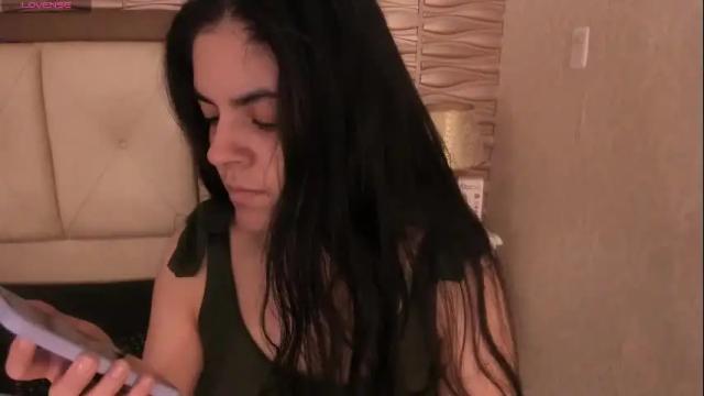 Image 8 of sofianesvat1 Stream on Chaturbate on 2 months ago