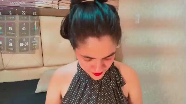 Image 2 of sofianesvat1 Stream on Chaturbate on 1 month ago