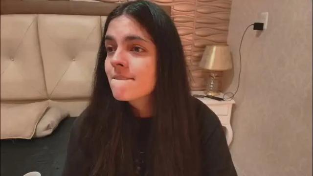 Image 3 of sofianesvat1 Stream on Chaturbate on 11 days ago