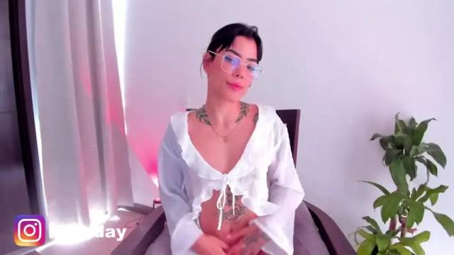 Image 6 of sofiareyess Stream on Chaturbate on 17 months ago