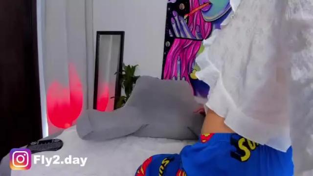 Image 2 of sofiareyess Stream on Chaturbate on 16 months ago