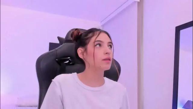 Image 6 of sofiarouge_ Stream on Chaturbate on 1 month ago