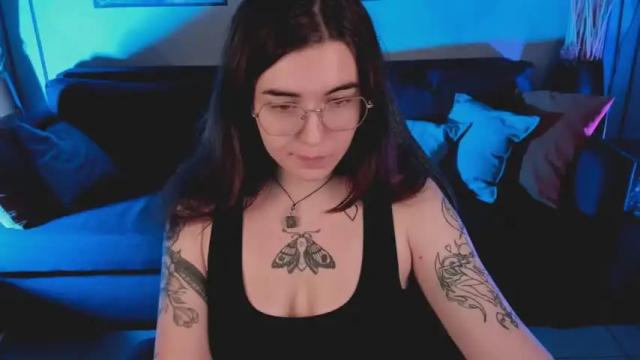 Image 8 of sofiasunrise Stream on Chaturbate on 20 months ago