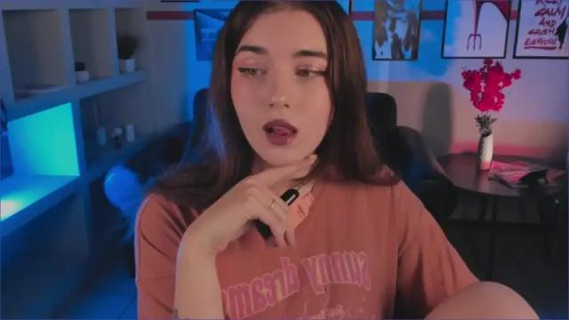 Image 3 of sofiasunrise Stream on Chaturbate on 20 months ago