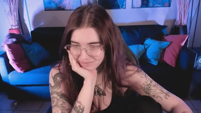 Image 7 of sofiasunrise Stream on Chaturbate on 20 months ago