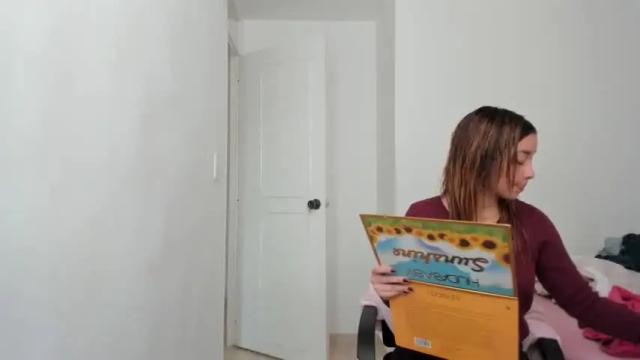 Image 12 of sofiax2_ Stream on Chaturbate on 19 months ago
