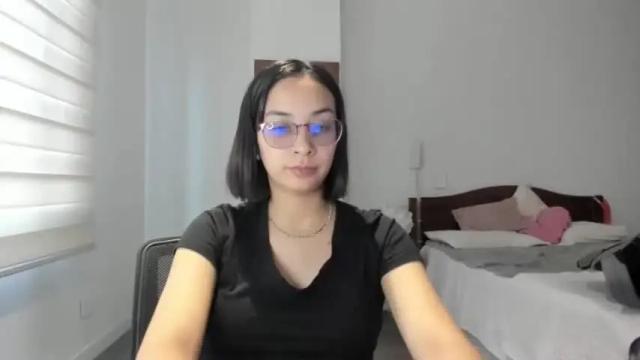 Image 7 of sofiax2_ Stream on Chaturbate on 14 months ago