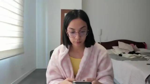Image 7 of sofiax2_ Stream on Chaturbate on 13 months ago