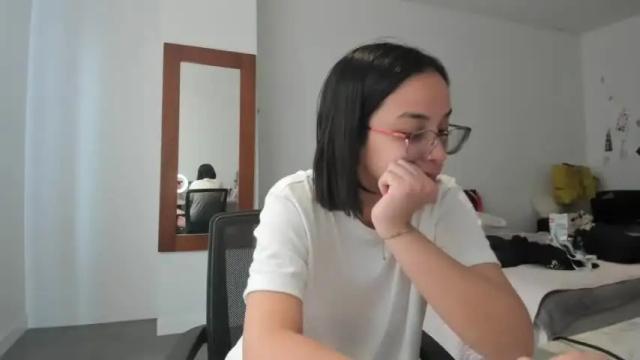 Image 7 of sofiax2_ Stream on Chaturbate on 21 months ago