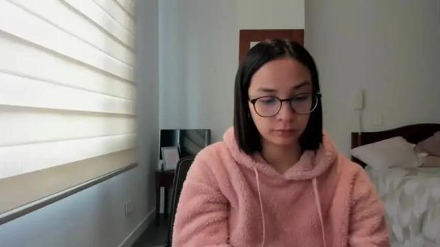 Image 10 of sofiax2_ Stream on Chaturbate on 12 months ago