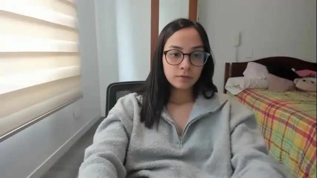 Image 11 of sofiax2_ Stream on Chaturbate on 1 month ago