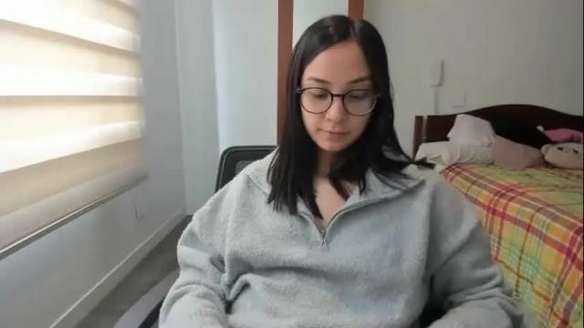 Image 12 of sofiax2_ Stream on Chaturbate on 1 month ago