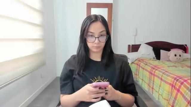 Thumbnail 1, sofiax2_'s Stream at Chaturbate, 1 month ago
