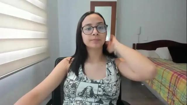 Image 10 of sofiax2_ Stream on Chaturbate on 23 days ago