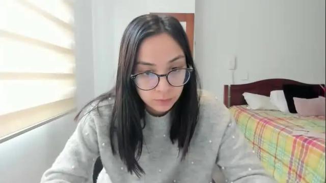 Image 12 of sofiax2_ Stream on Chaturbate on 19 days ago