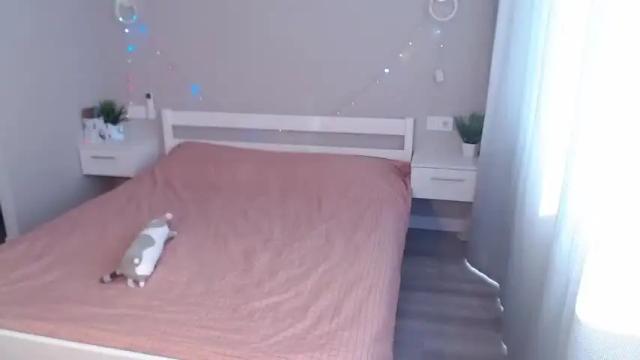Image 6 of sofie_moor Stream on Chaturbate on 14 months ago