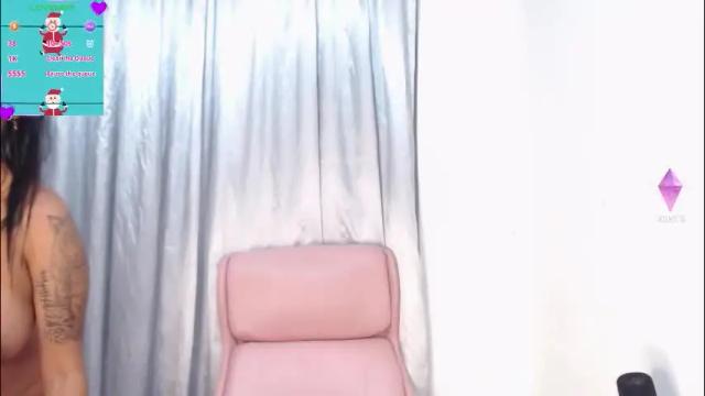 Image 3 of sofierosse_ Stream on Chaturbate on 19 days ago