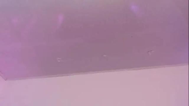 Image 2 of sofii_love_18 Stream on Chaturbate on 15 days ago