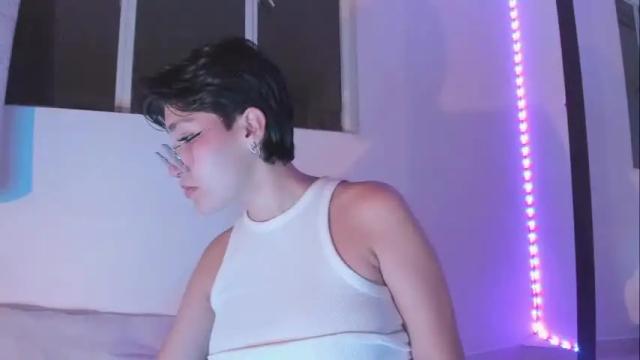 Image 7 of sofii_uwu_ Stream on Chaturbate on 19 months ago