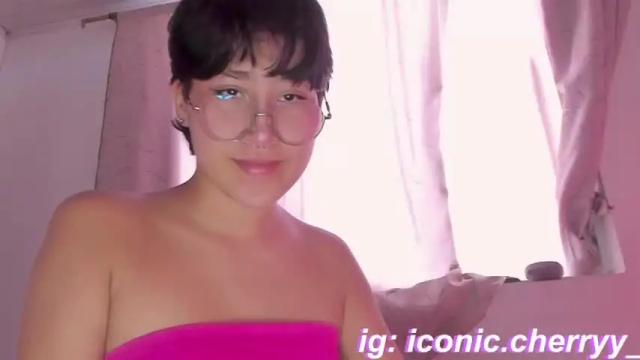 Thumbnail 3, sofii_uwu_'s Stream at Chaturbate, 19 months ago