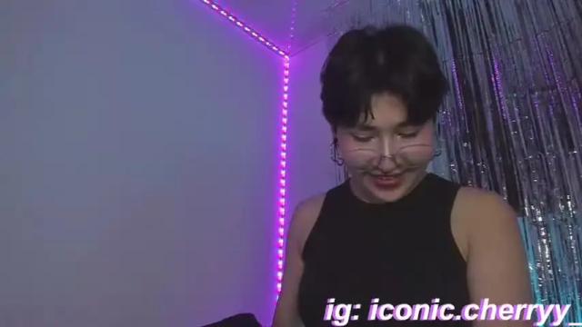 Image 4 of sofii_uwu_ Stream on Chaturbate on 19 months ago