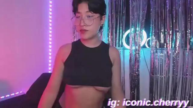 Thumbnail 3, sofii_uwu_'s Stream at Chaturbate, 19 months ago