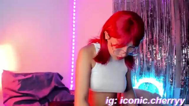 Image 4 of sofii_uwu_ Stream on Chaturbate on 18 months ago