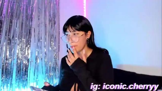 Image 4 of sofii_uwu_ Stream on Chaturbate on 18 months ago