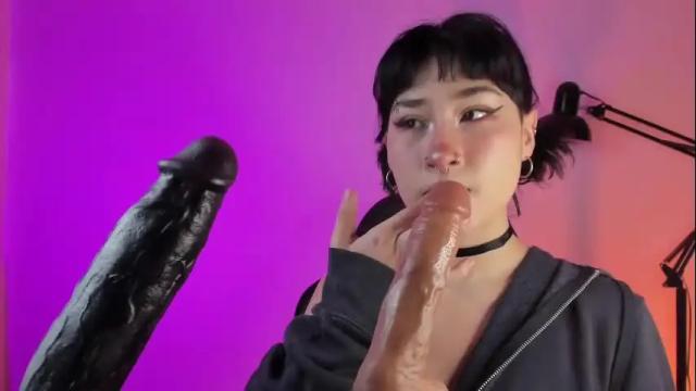 Image 6 of sofii_uwu_ Stream on Chaturbate on 18 days ago