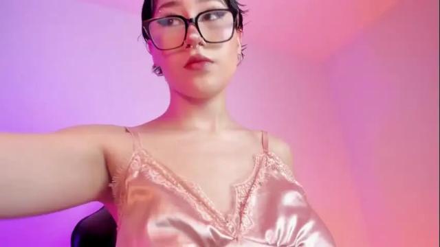 Image 2 of sofii_uwu_ Stream on Chaturbate on 14 days ago