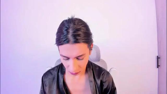 Image 4 of sofiia_grey_ Stream on Chaturbate on 1 month ago