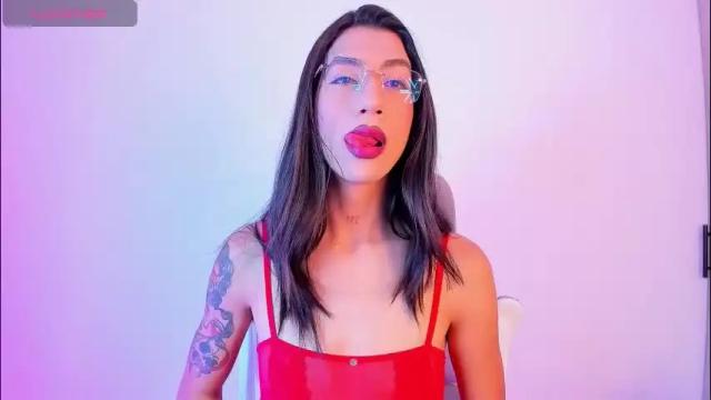 Image 2 of sofiia_grey_ Stream on Chaturbate on 1 month ago