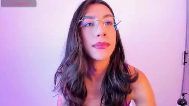 Image 3 of sofiia_grey_ Stream on Chaturbate on 1 month ago
