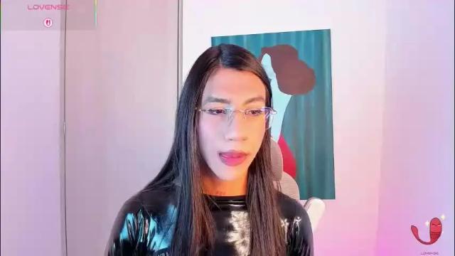 Image 2 of sofiia_grey_ Stream on Chaturbate on 22 days ago