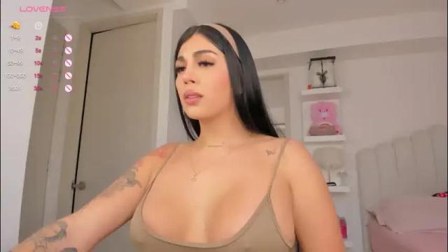 Image 12 of sofiia_pink Stream on Chaturbate on 1 month ago