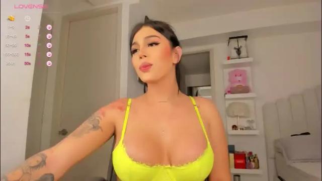 Image 6 of sofiia_pink Stream on Chaturbate on 3 days ago