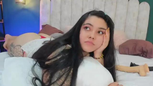 Image 11 of sofiia_smile Stream on Chaturbate on 15 months ago