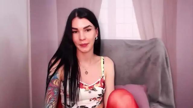 Image 2 of sofiiadream Stream on Chaturbate on 13 months ago