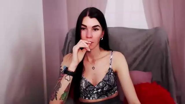 Image 2 of sofiiadream Stream on Chaturbate on 13 months ago