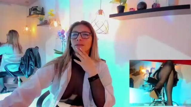 Image 2 of sofiialaguzman Stream on Chaturbate on 18 months ago