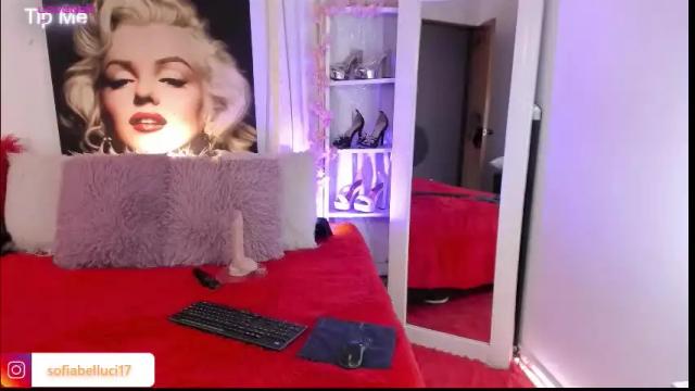 Image 4 of sofiibell_ Stream on Chaturbate on 1 month ago