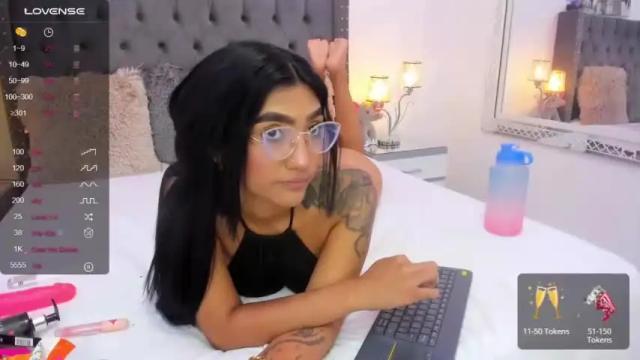Image 11 of sofijhonsons Stream on Chaturbate on 20 months ago