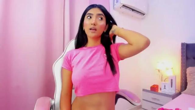 Image 6 of sofijhonsons Stream on Chaturbate on 20 months ago