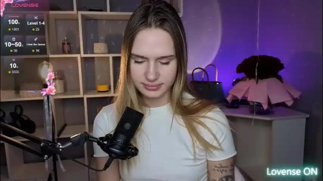 Image 2 of sofikey Stream on Chaturbate on 18 days ago