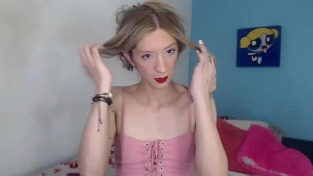 Image 7 of sofilatintts Stream on Chaturbate on 14 months ago