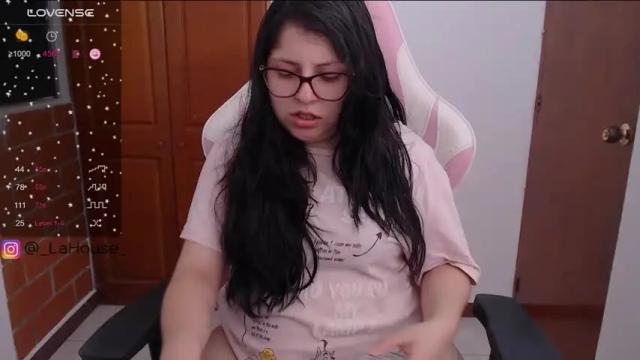 Image 2 of sofix_ Stream on Chaturbate on 21 months ago